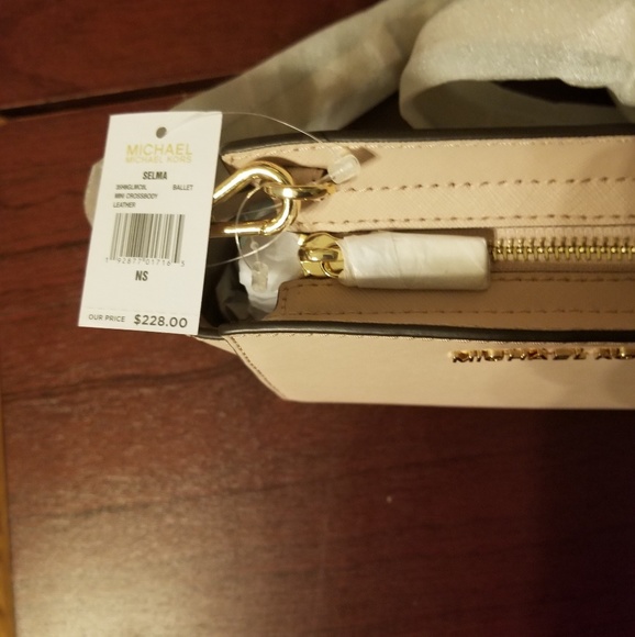 Michael Kors Selma Mini Crossbody Bag Ballet - Picture 6 of 6